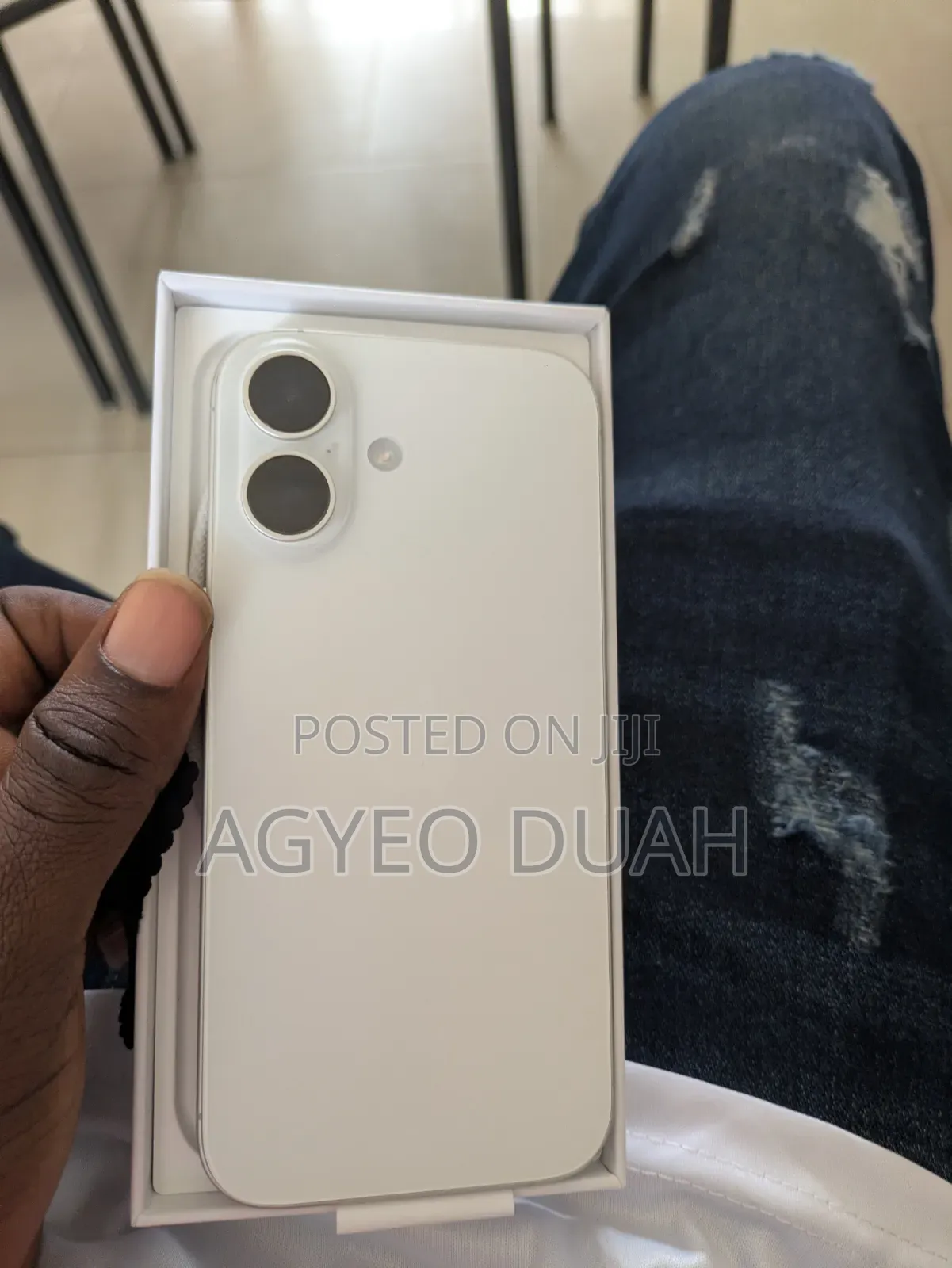New Apple iPhone 17 256 GB White