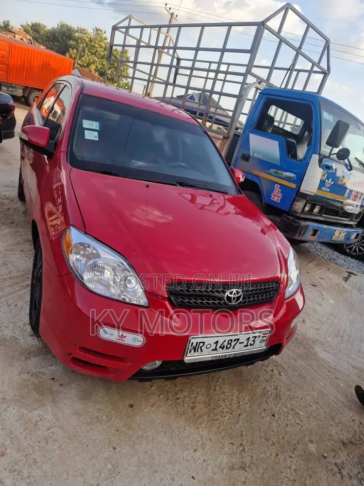 Toyota Matrix Hatchback AWD (1.8L 4cyl 4A) 2006 Red
