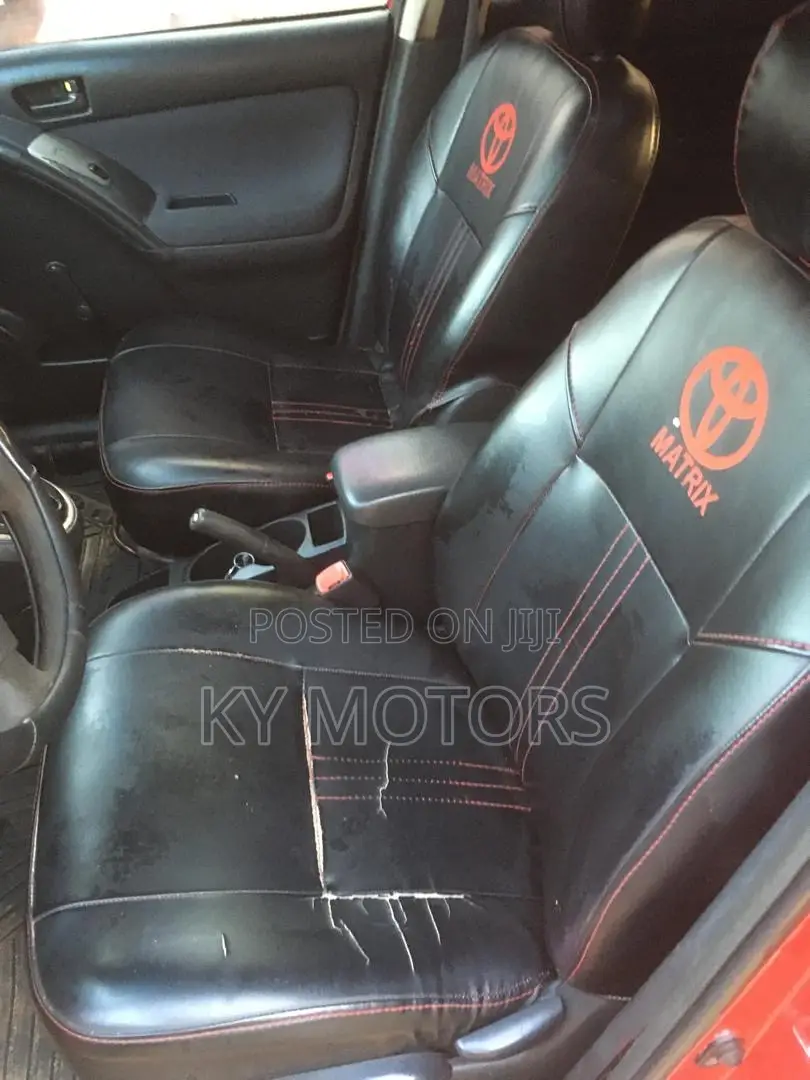 Toyota Matrix Hatchback AWD (1.8L 4cyl 4A) 2006 Red