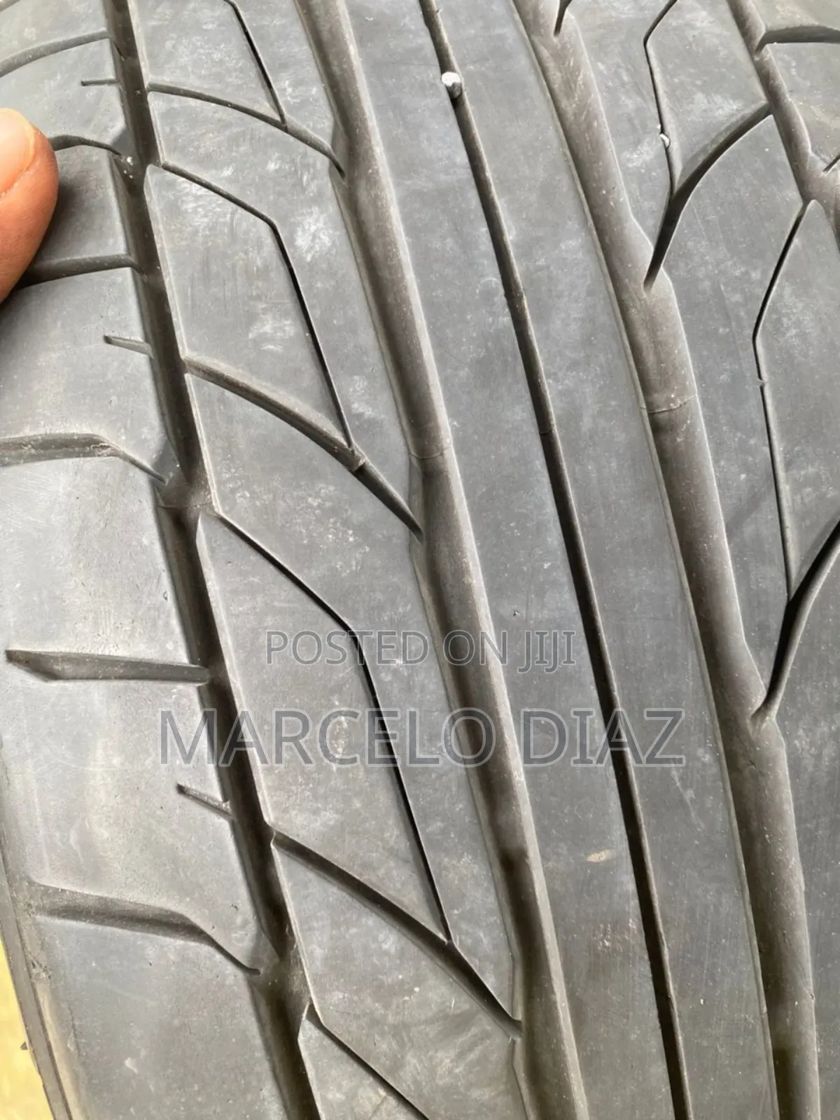 215/40r18 Car Tire