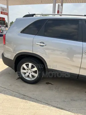 Kia Sorento 2012 Gray