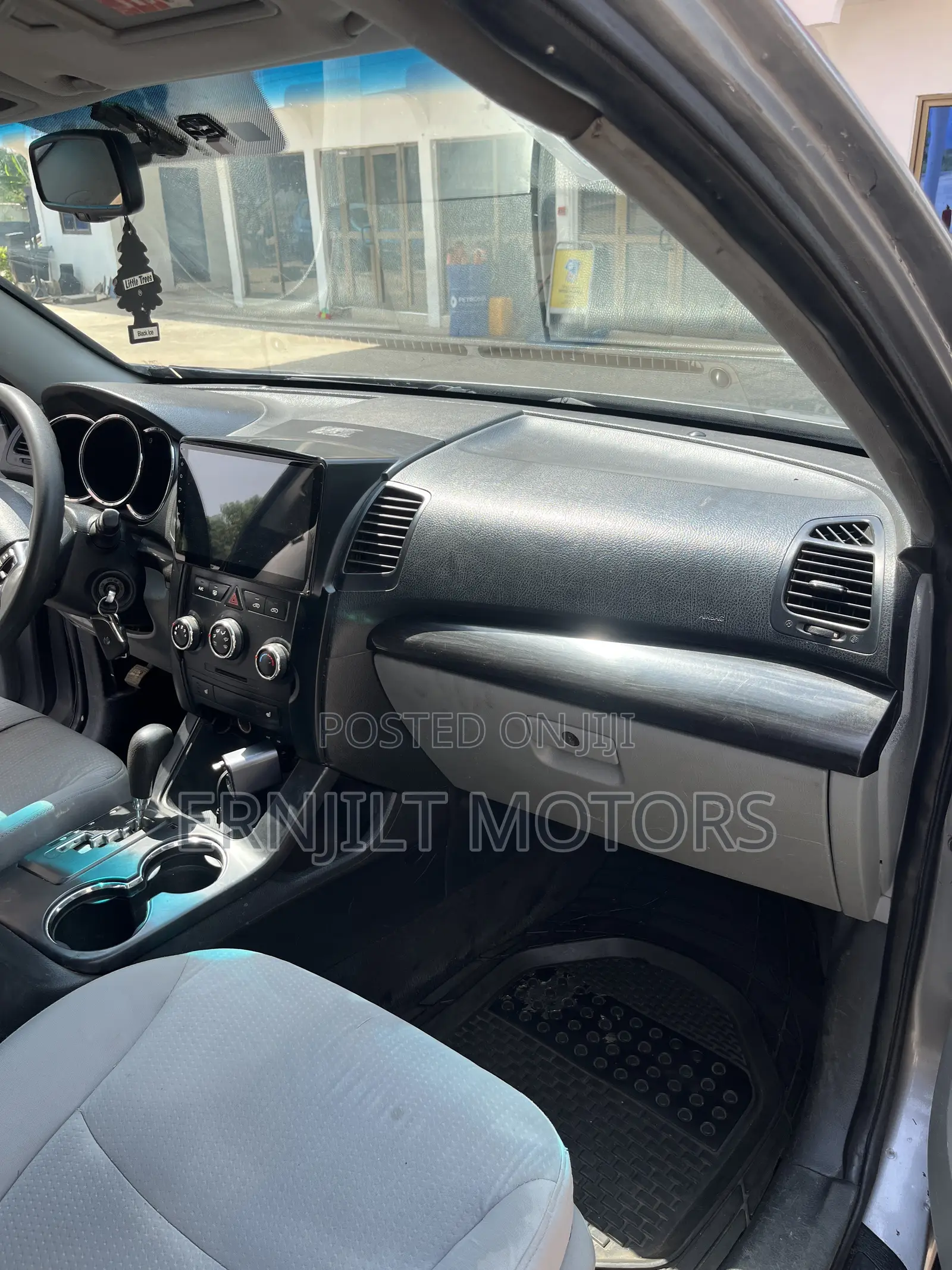 Kia Sorento 2012 Gray