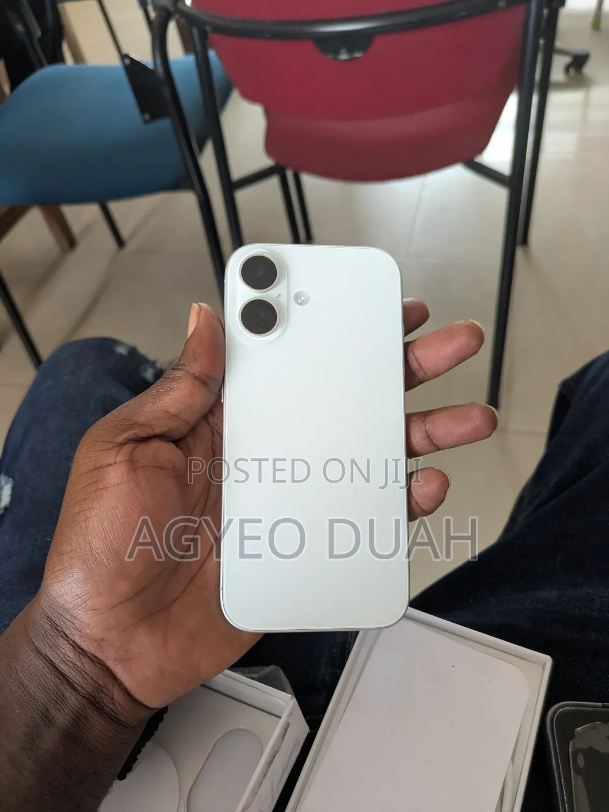 New Apple iPhone 17 256 GB White