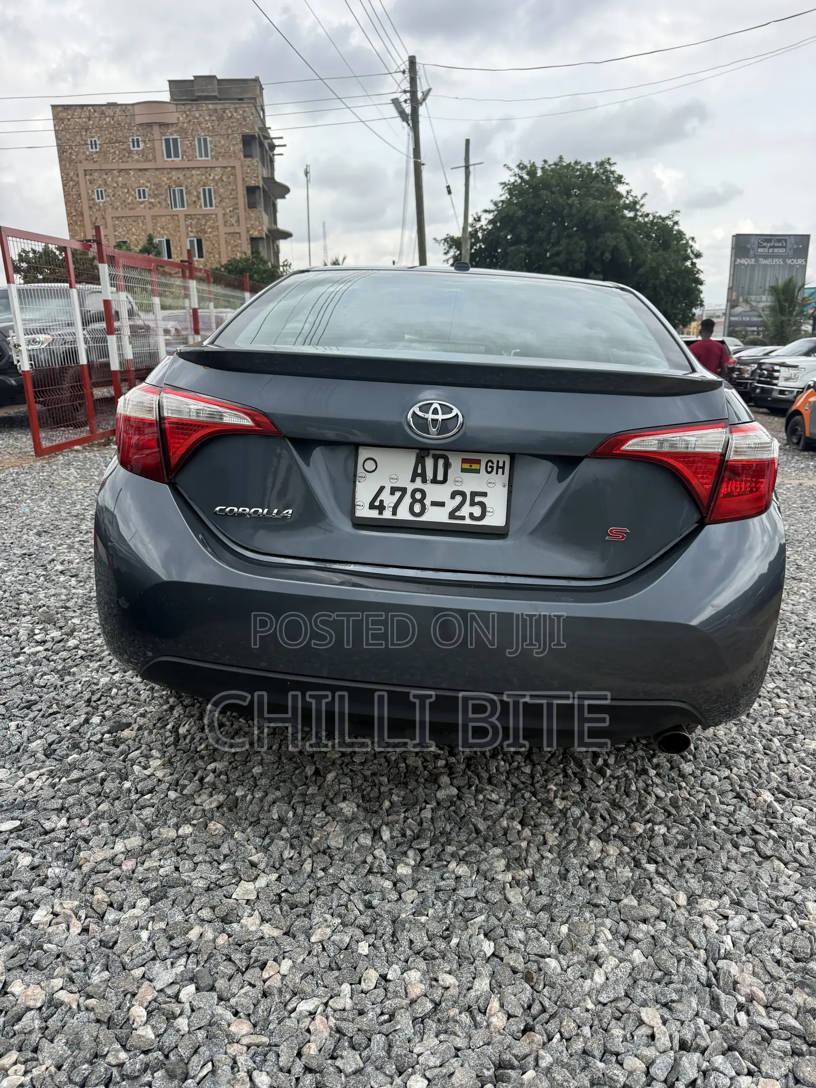 Toyota Corolla S 4dr Sedan (1.8L 4cyl CVT) 2016 Gray