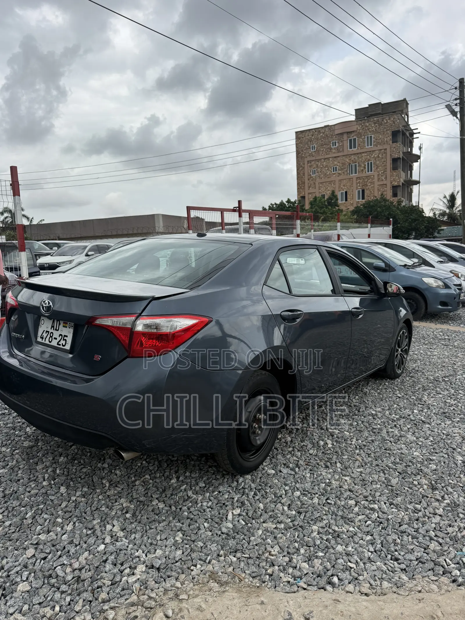 Toyota Corolla S 4dr Sedan (1.8L 4cyl CVT) 2016 Gray
