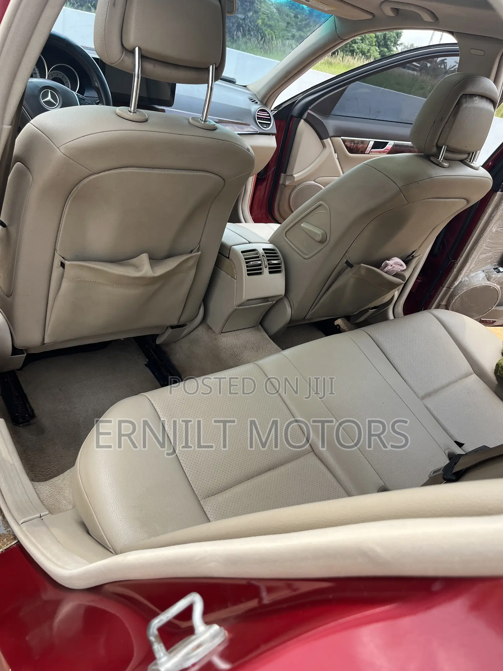 Mercedes-Benz C300 2012 Red
