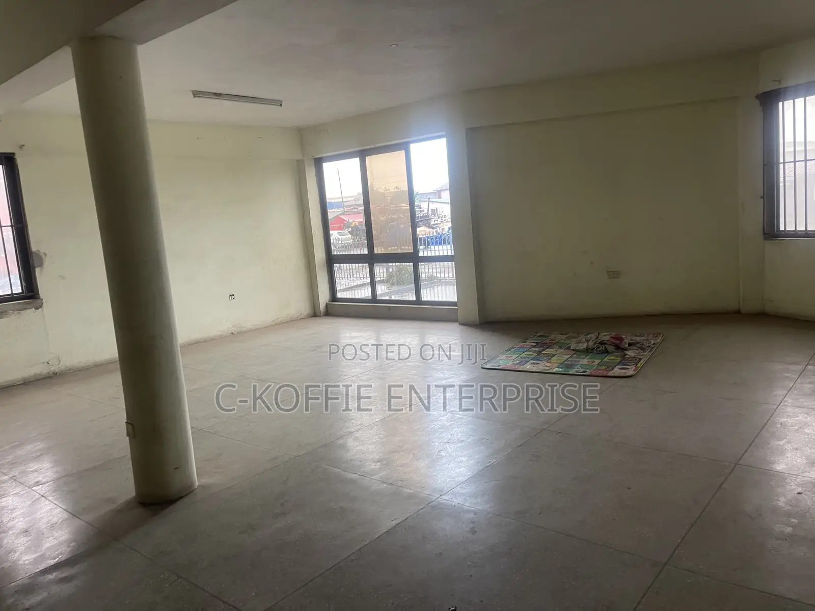 700 SQM Warehouse at Circle Avenor for Rent