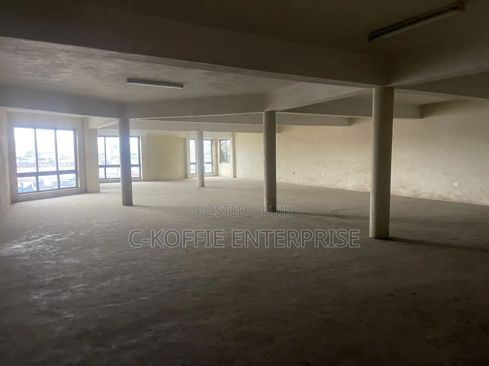 700 SQM Warehouse at Circle Avenor for Rent