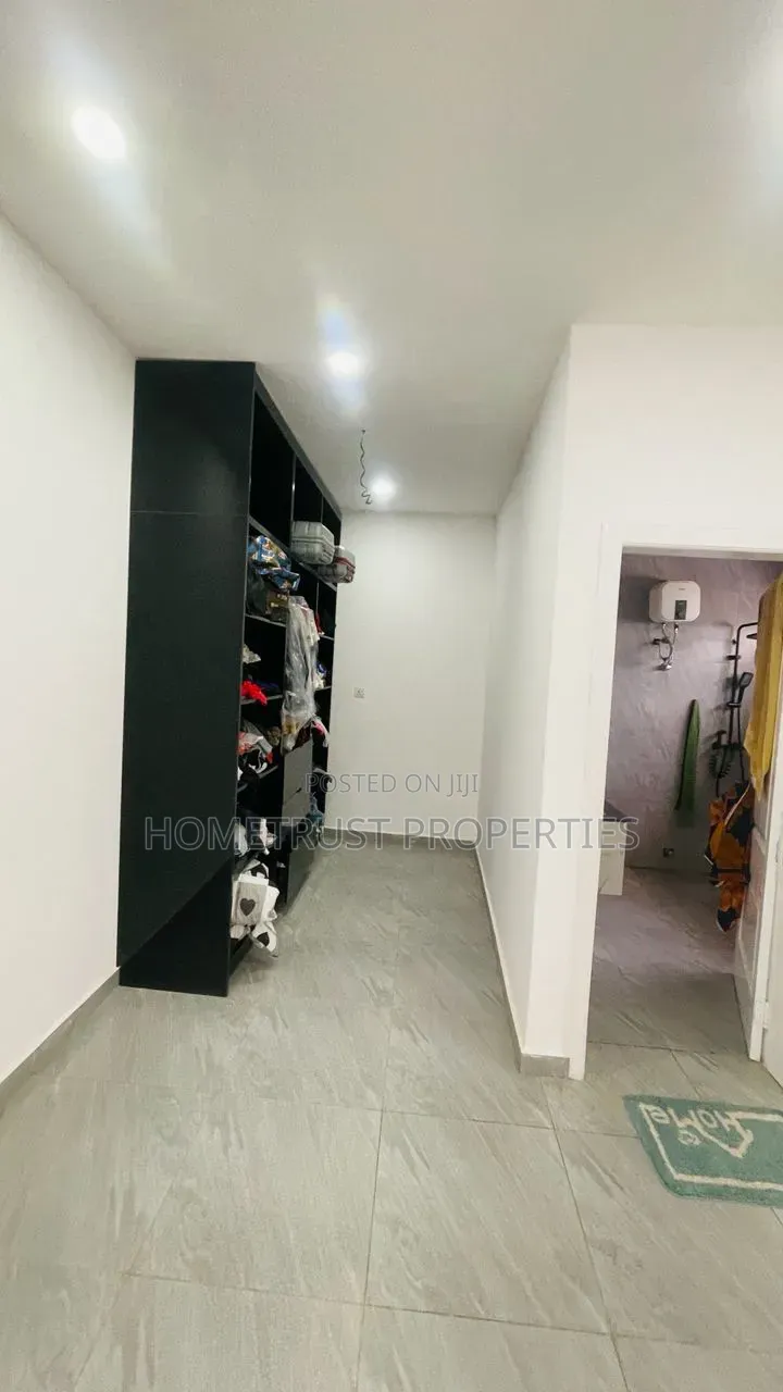 3bdrm Duplex in Amasaman Katapor for sale