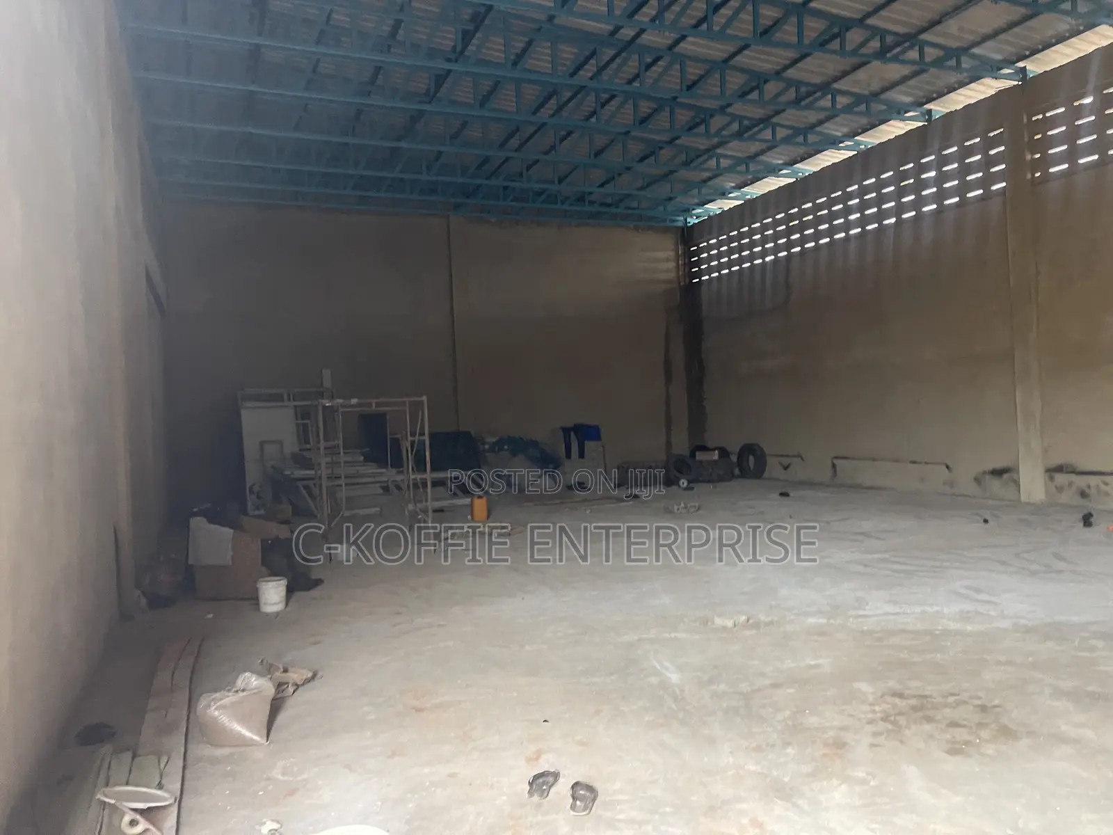 1001 SQM Warehouse at Spintex for Rent