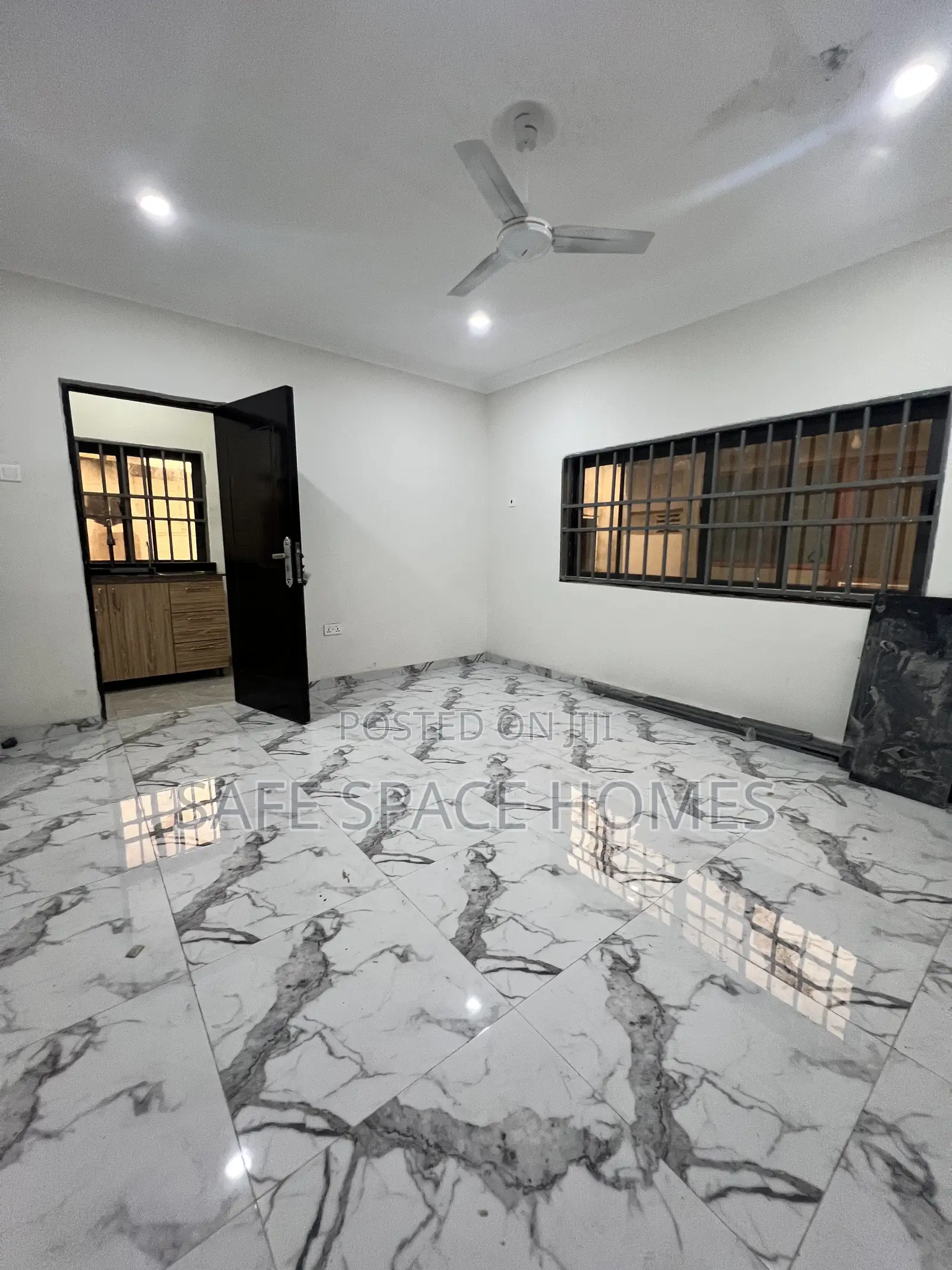 1bdrm House in Trade Fair for rent