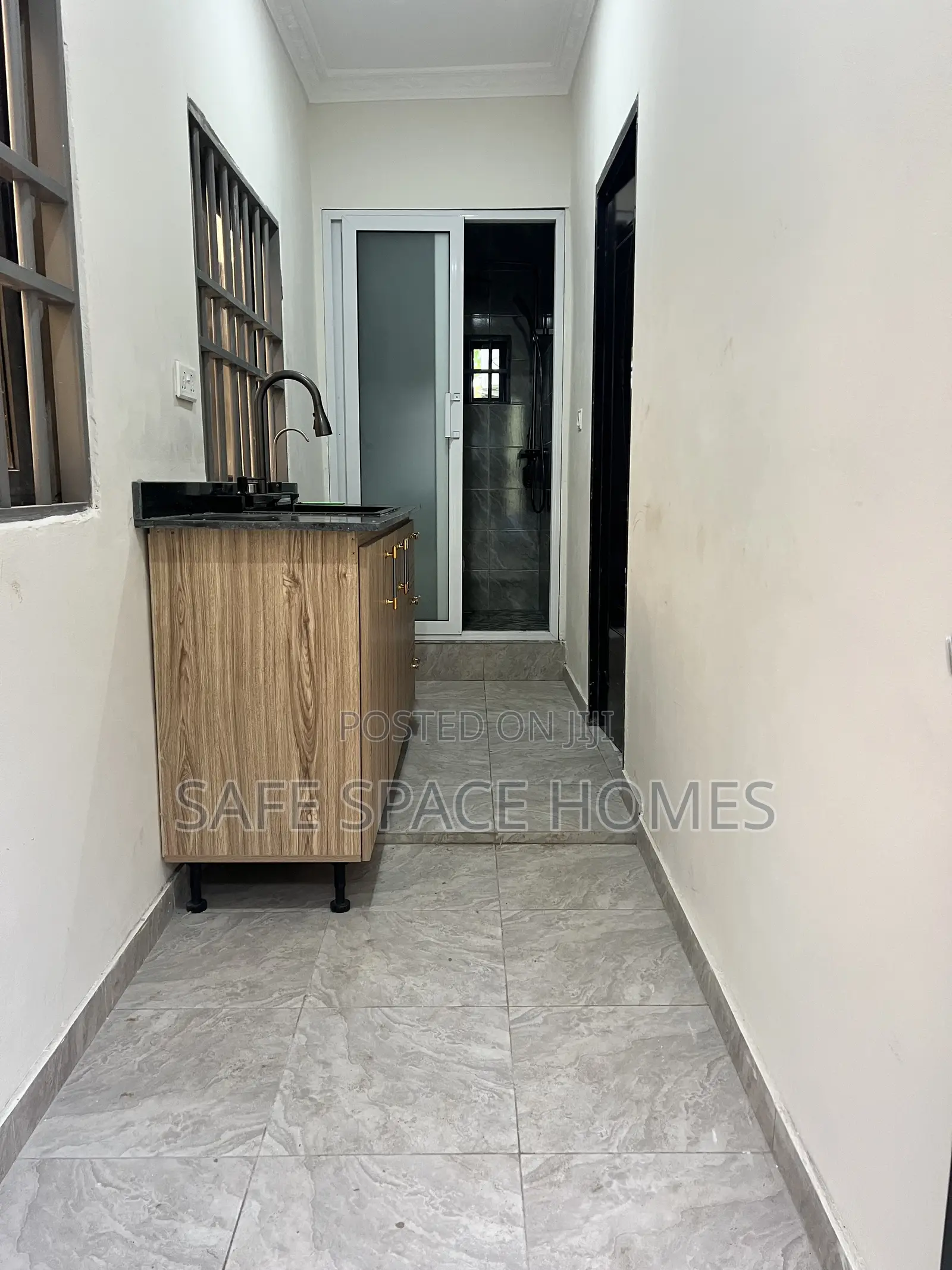 1bdrm House in Trade Fair for rent