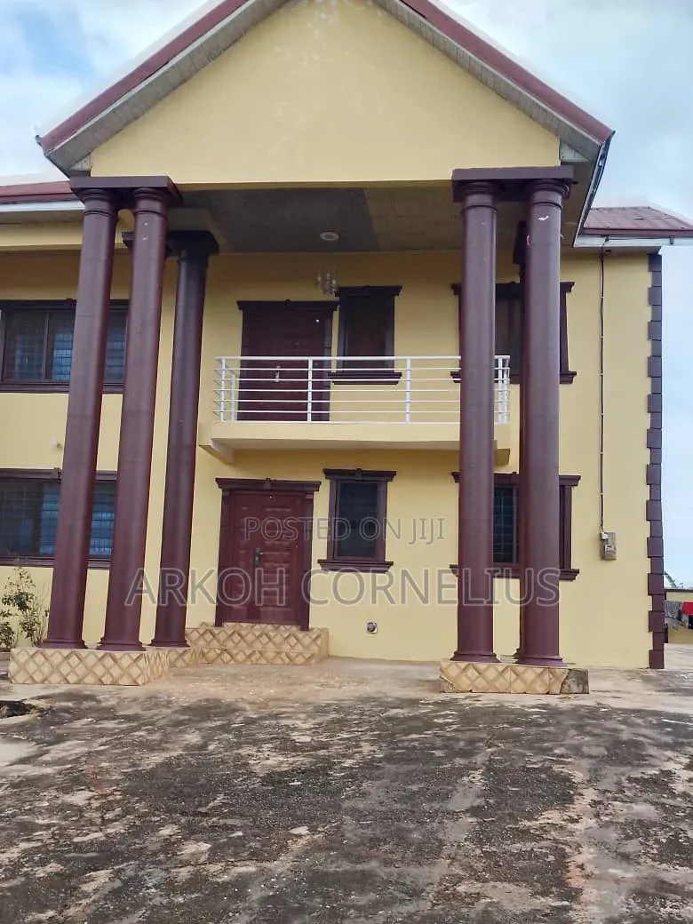 Furnished 8bdrm Mansion in Near Kwanwoma Shs for sale