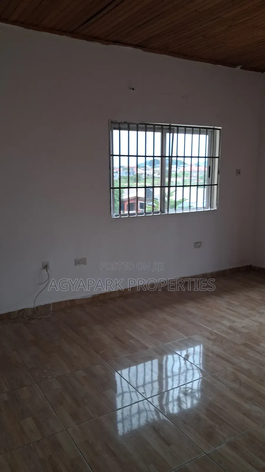 3bdrm Apartment in Cocobod, Amasaman for rent