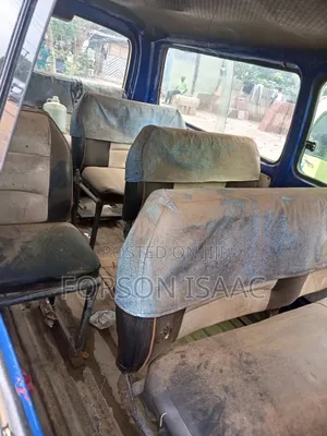 Toyota HiAce 2008 Blue