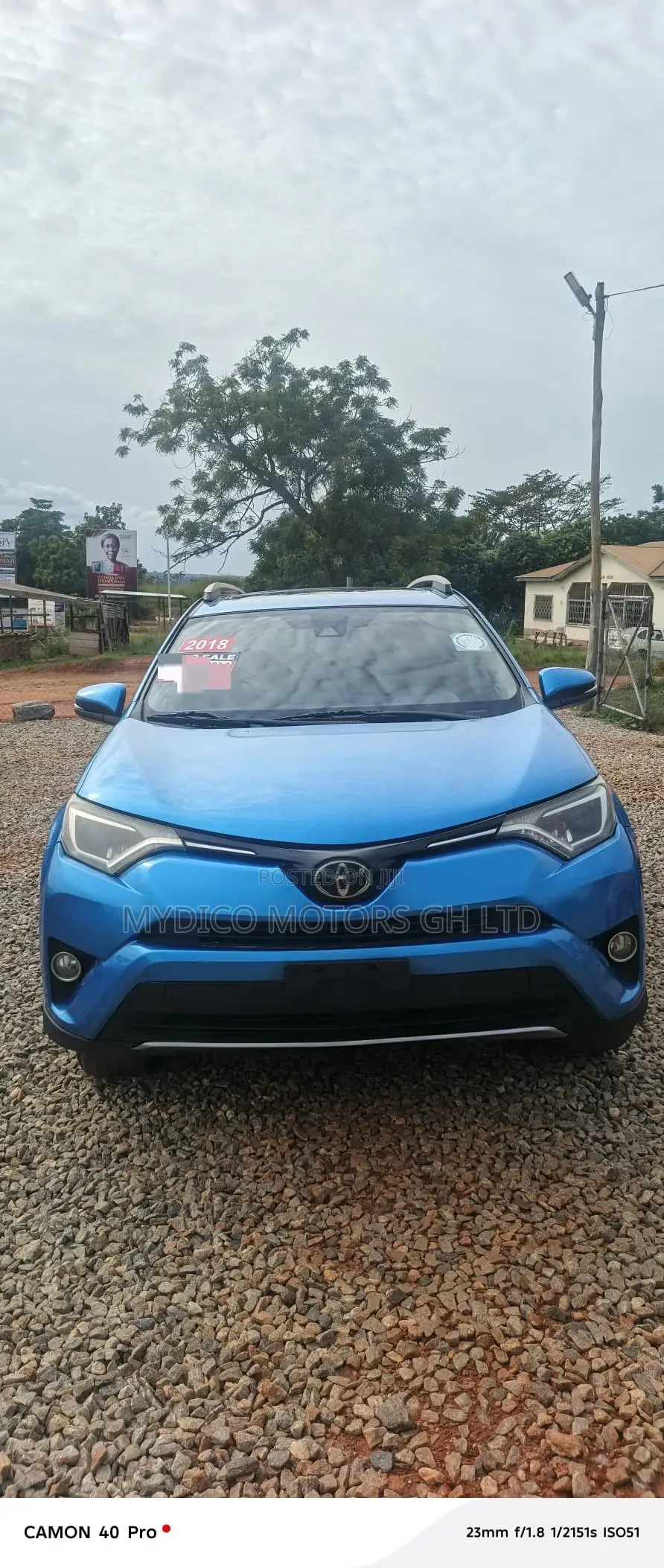 Toyota RAV4 XLE 4dr SUV AWD (2.5L 4cyl 6A) 2018 Blue