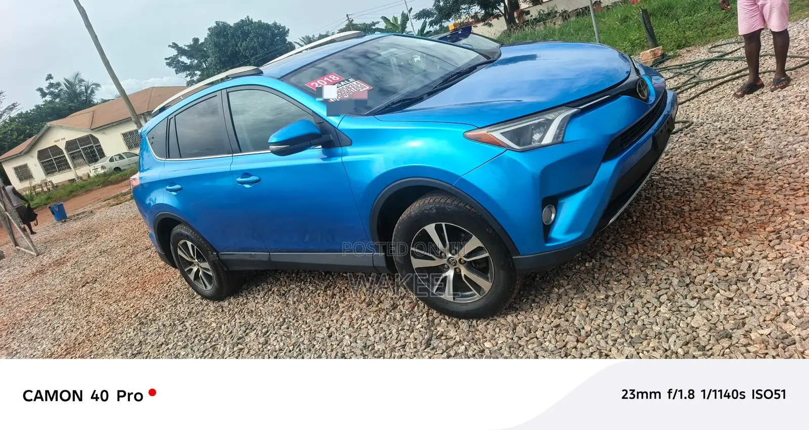 Toyota RAV4 XLE 4dr SUV AWD (2.5L 4cyl 6A) 2018 Blue