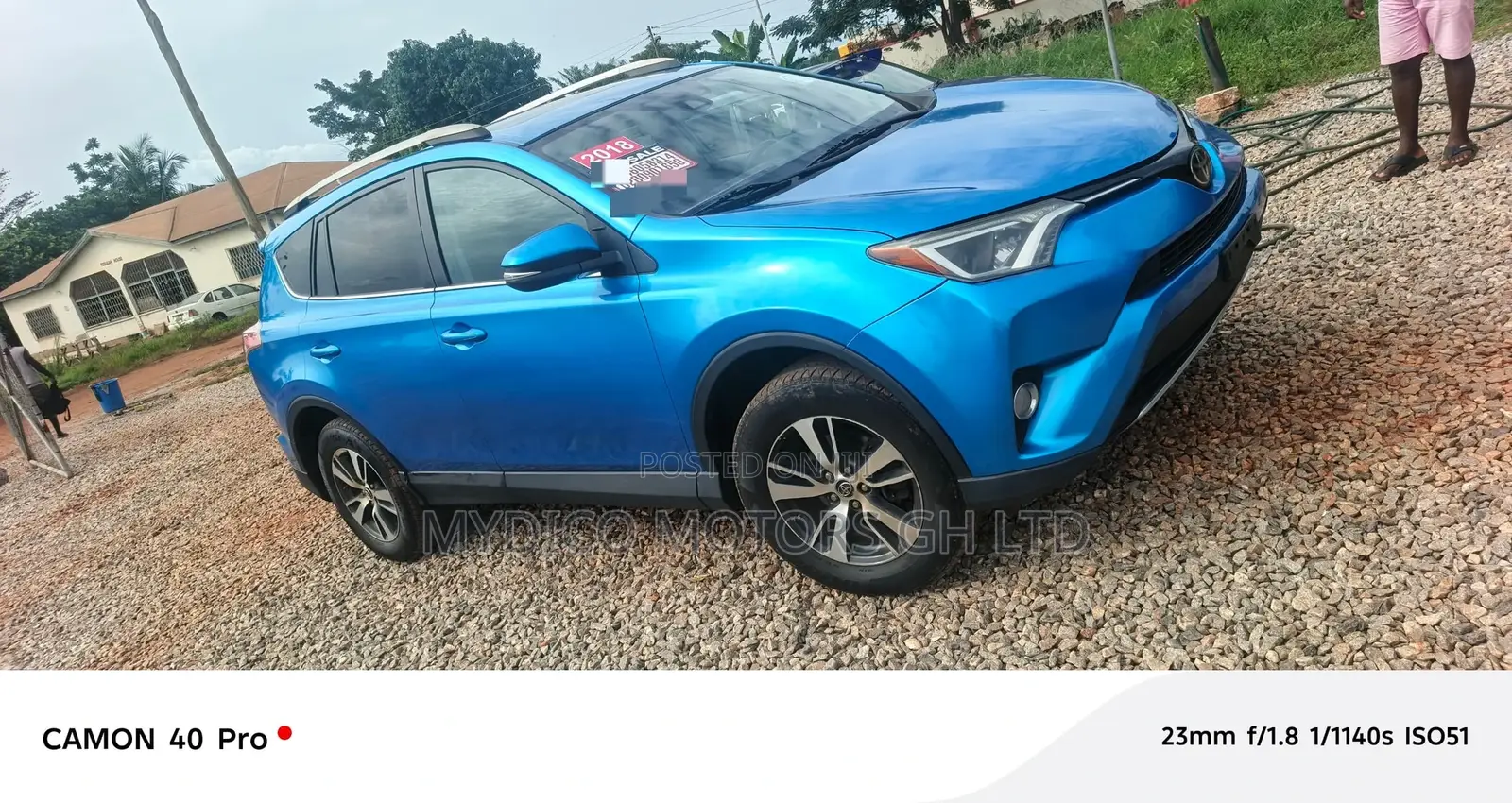 Toyota RAV4 XLE 4dr SUV AWD (2.5L 4cyl 6A) 2018 Blue