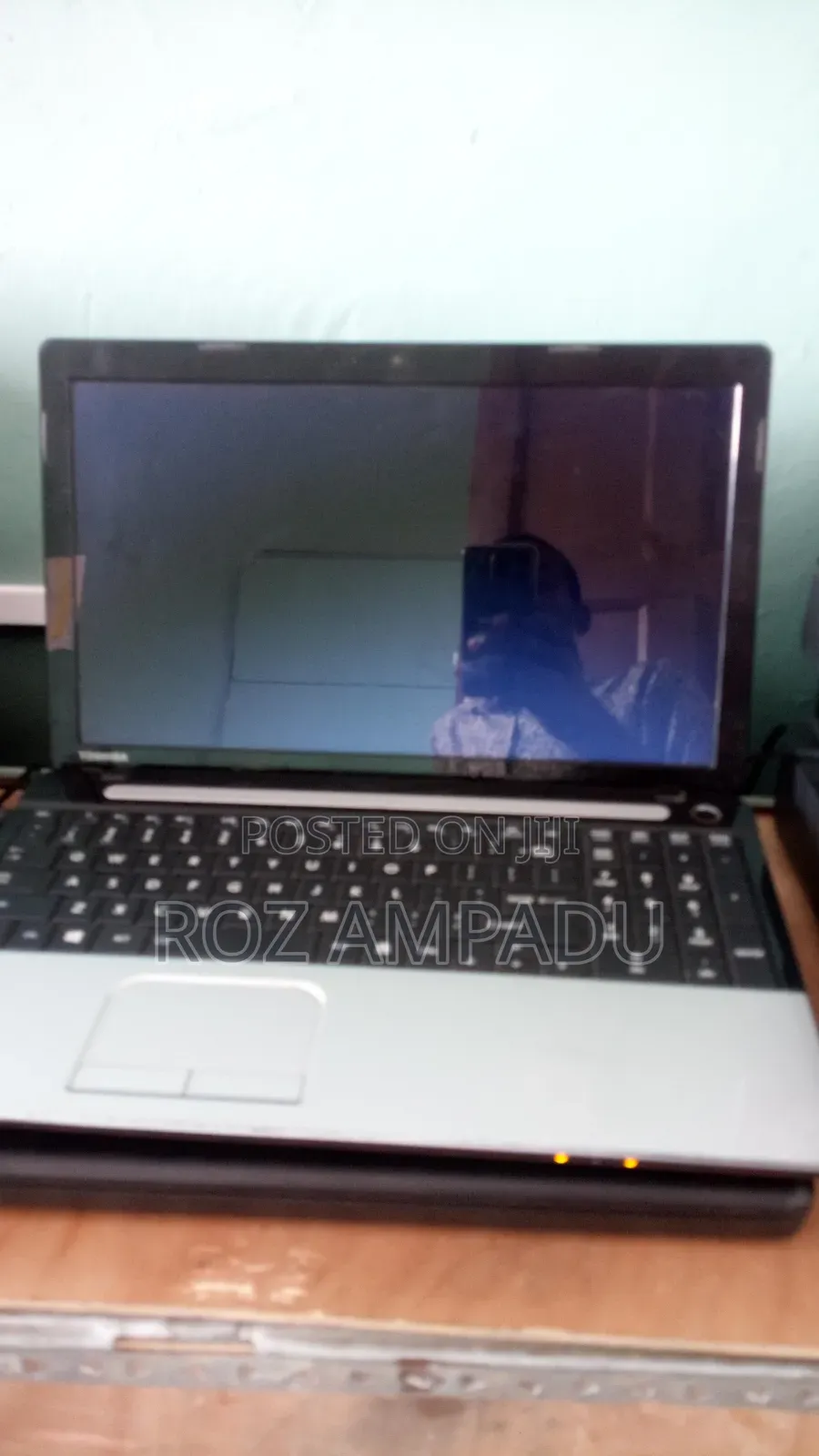 Laptop Toshiba Satellite C50 4GB Intel HDD 256GB