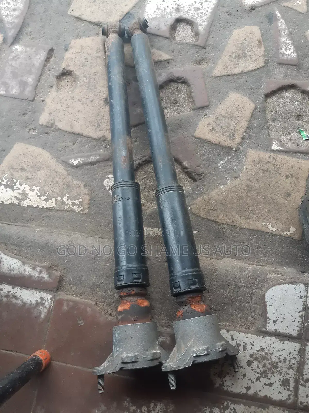 Mercedes Benz Gla 350 Front and Back Shock Absorbers