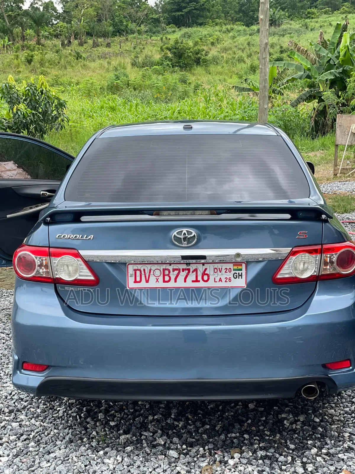 Toyota Corolla 2013 Blue
