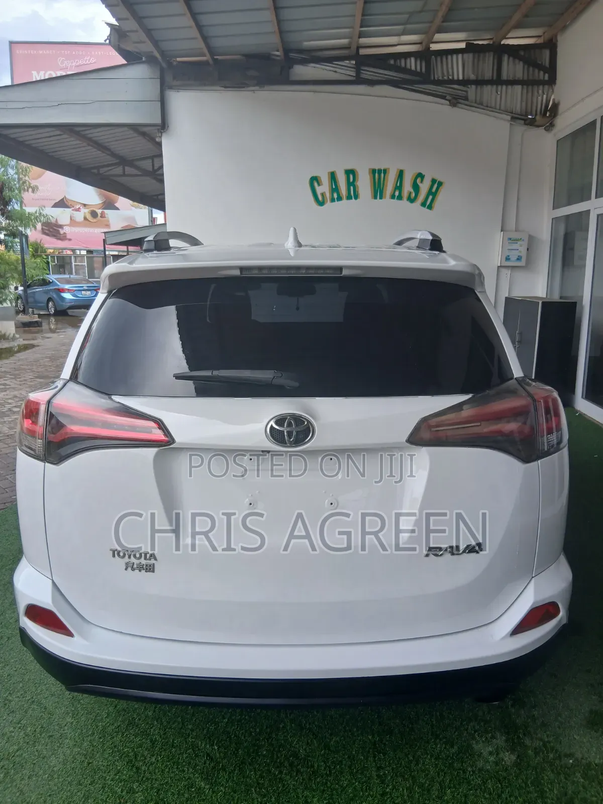 Toyota RAV4 2017 White