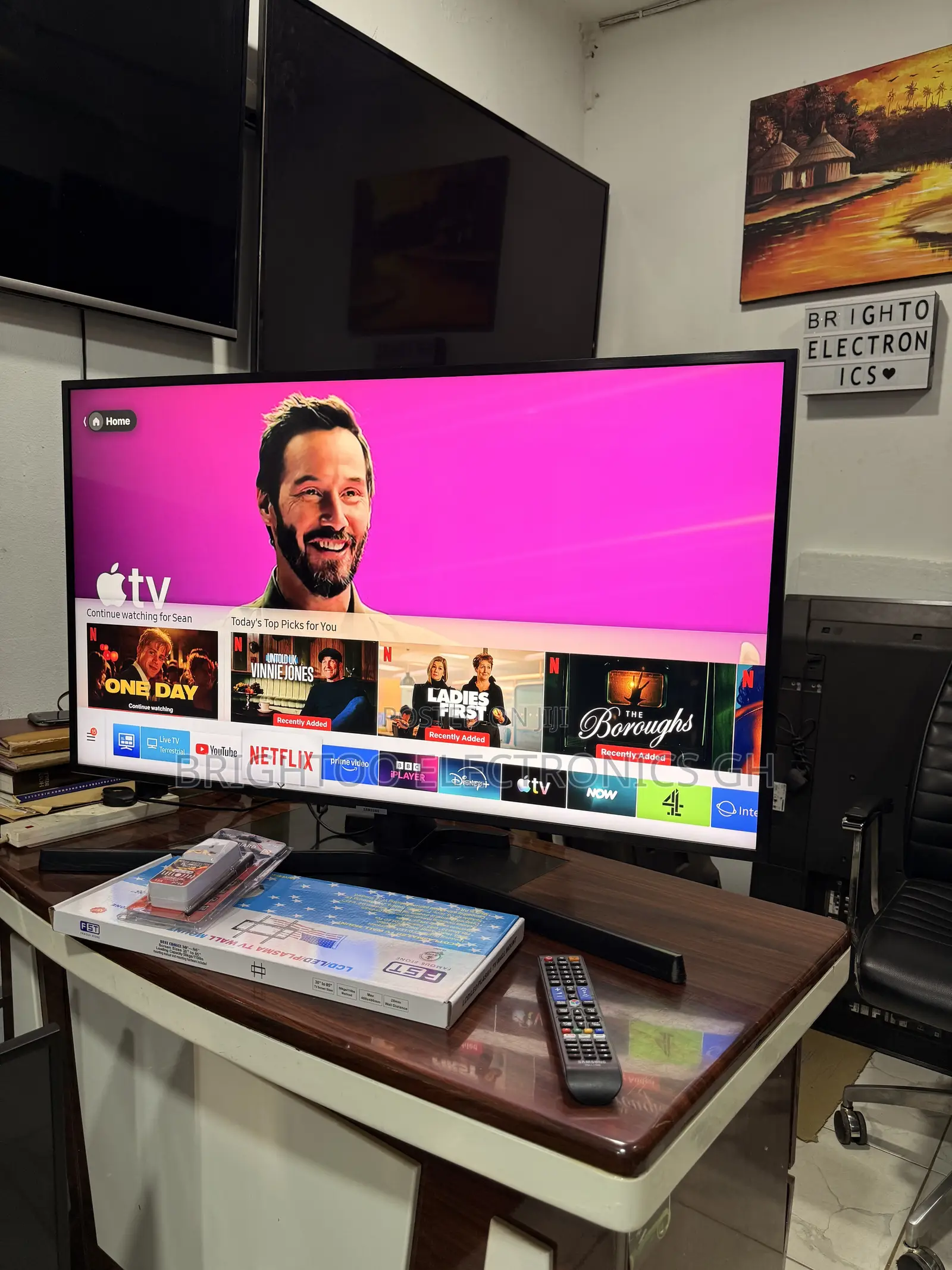 43inches Full Digital Satellite Uhd HDR Smart Samsung Tv