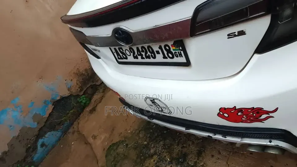 Toyota Camry L 4dr Sedan (2.5L 4cyl 6A) 2014 White
