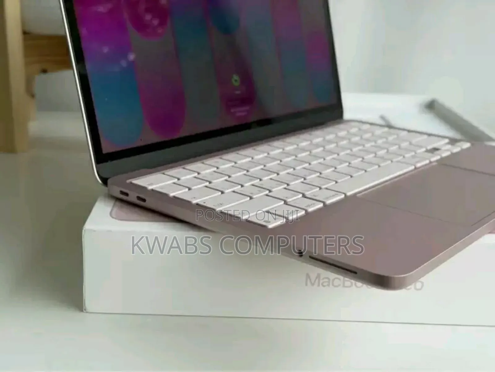 New Laptop Apple MacBook Neo 2026 16GB Apple M4 SSD 512GB