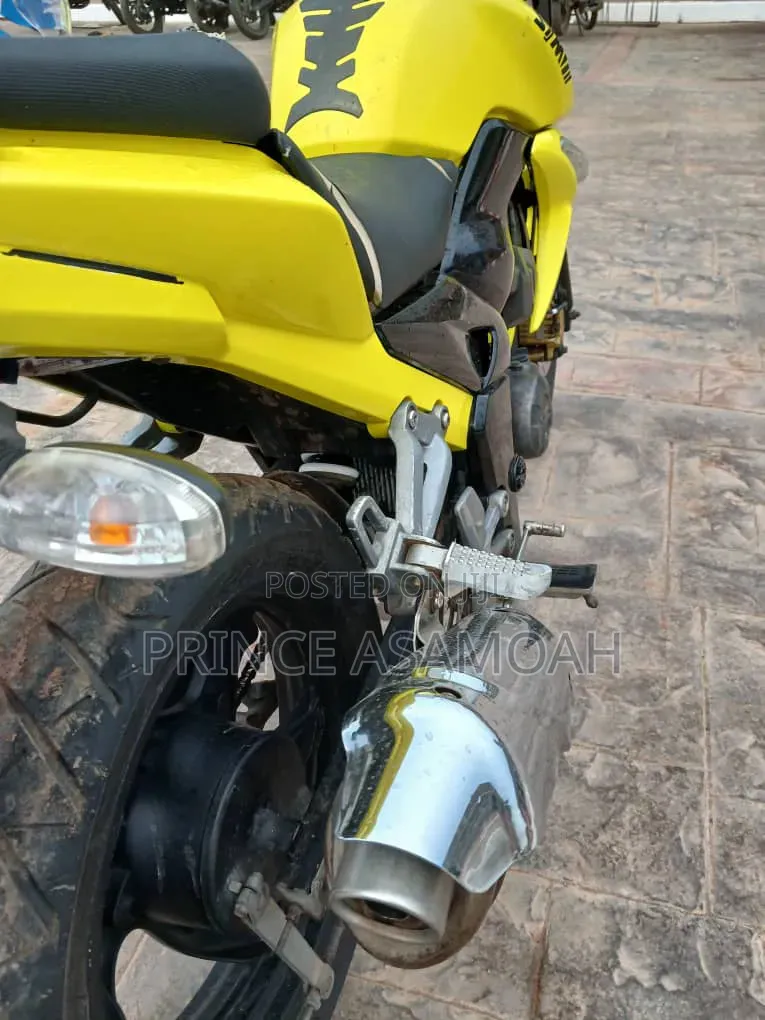 SYM Orbit 2020 Yellow