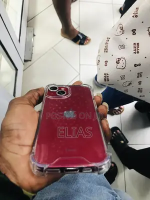 Apple iPhone 13 128 GB Red