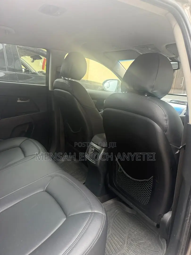 Kia Sportage LX 4dr SUV (2.4L 4cyl 6A) 2012 Beige