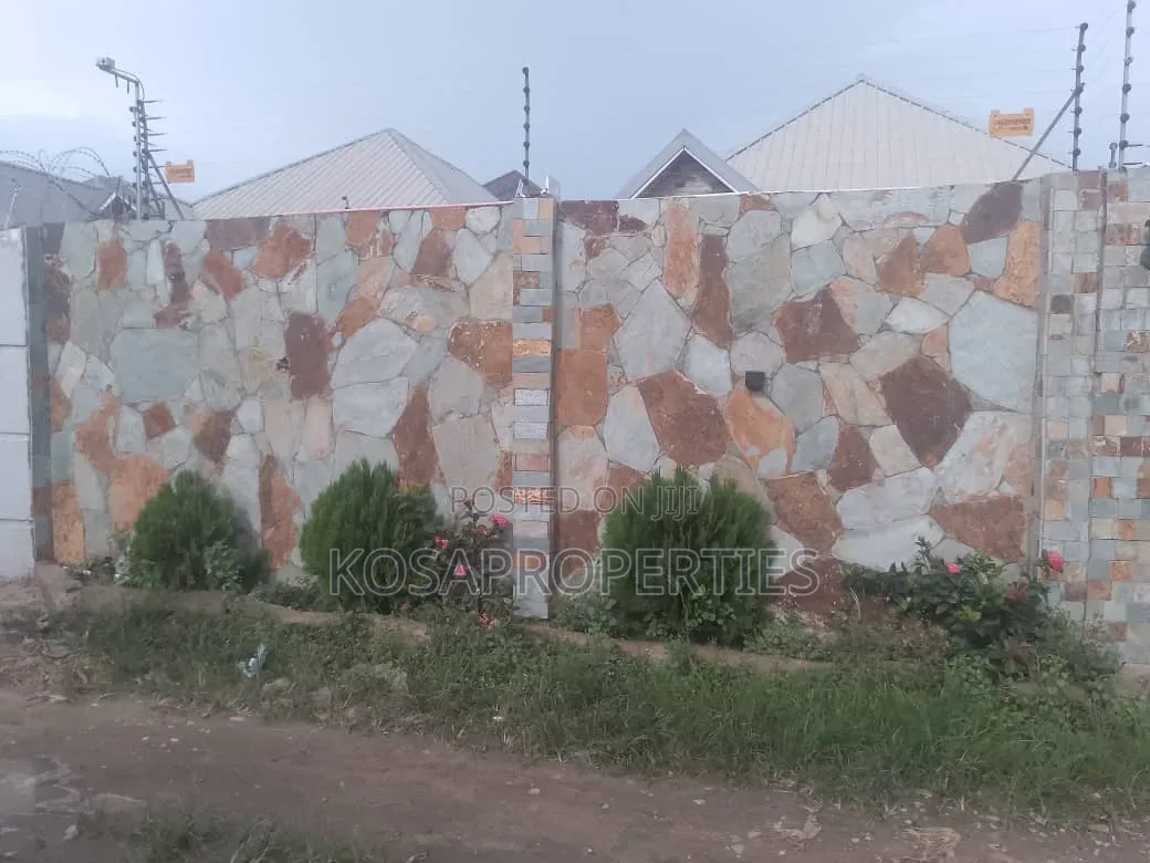 3bdrm House in Kasoa Fanmilk, Budumburam for sale