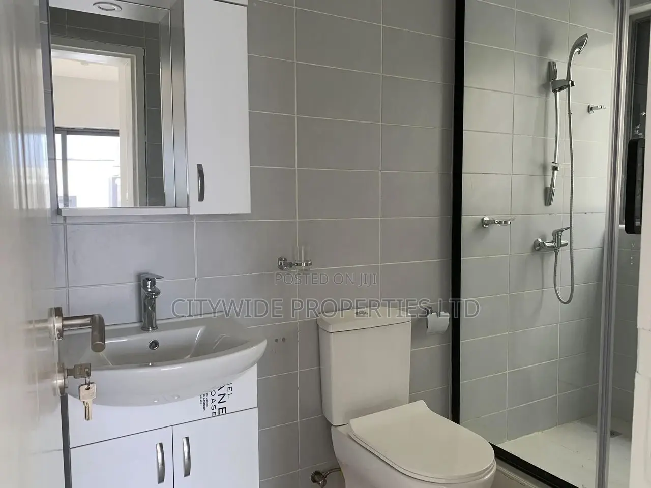 Furnished 4bdrm House in East Legon Hills, Barrier for sale