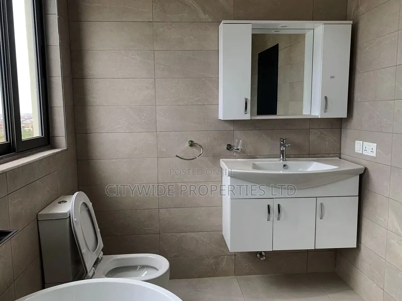 Furnished 4bdrm House in East Legon Hills, Barrier for sale