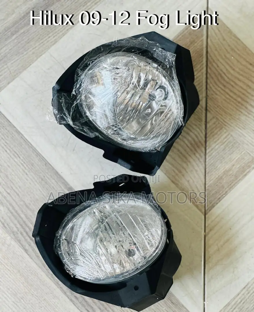 Toyota Hilux 2009-2012 Fog Light
