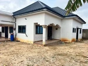 Mini Flat in Gas Station, Ablorh Adjei for rent