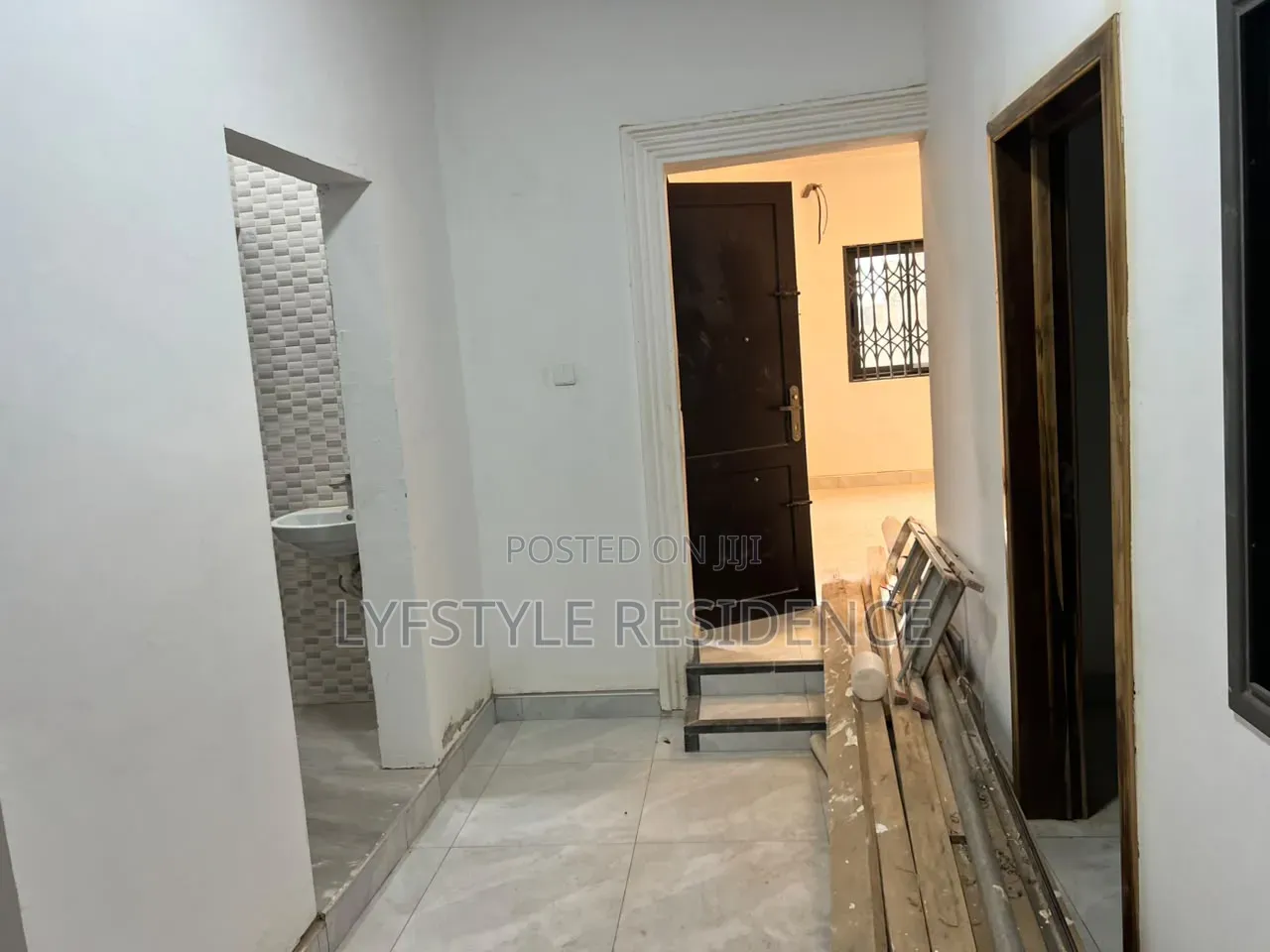 Mini Flat in Gas Station, Ablorh Adjei for rent