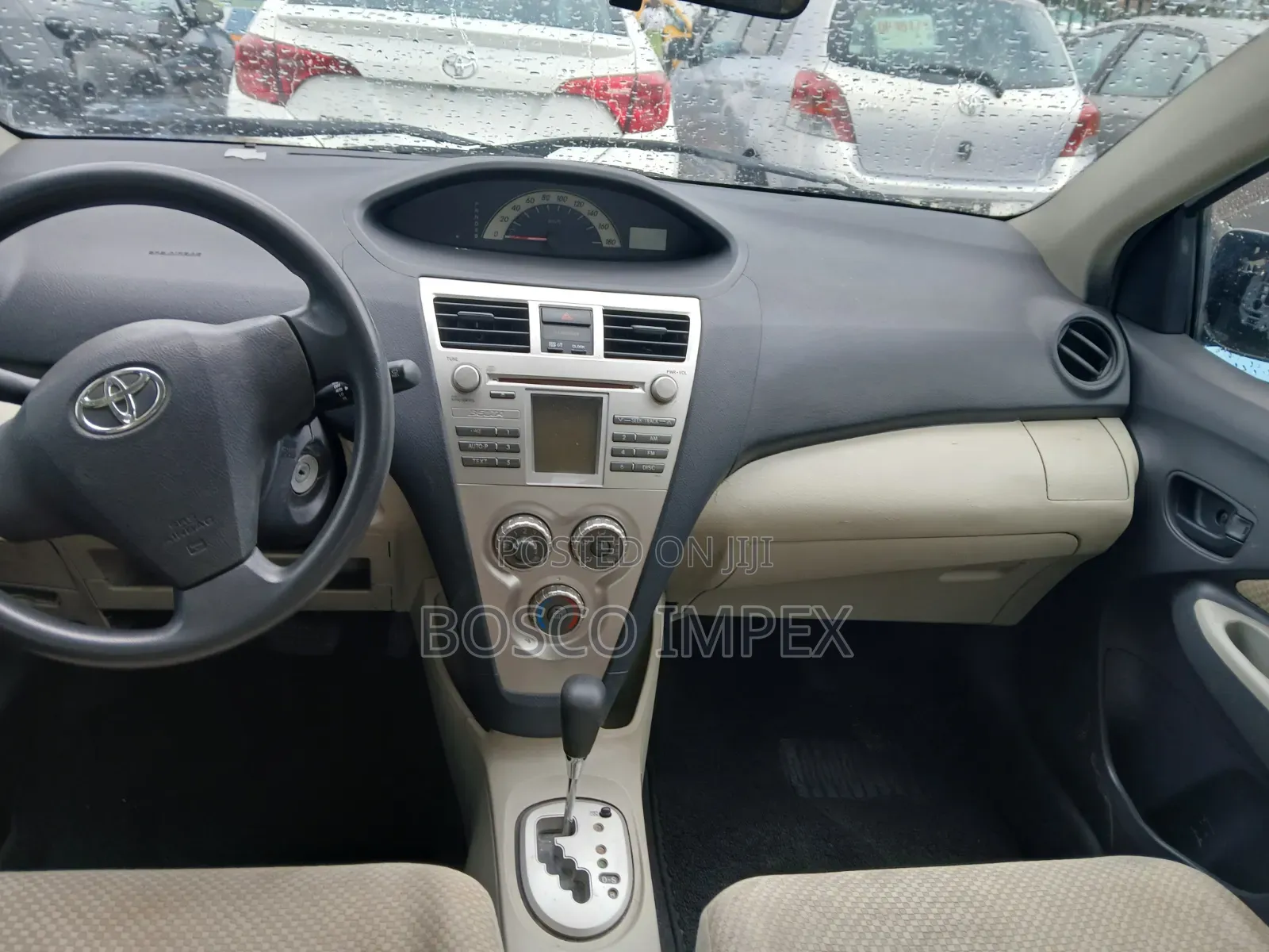 Toyota Belta 2012 Silver