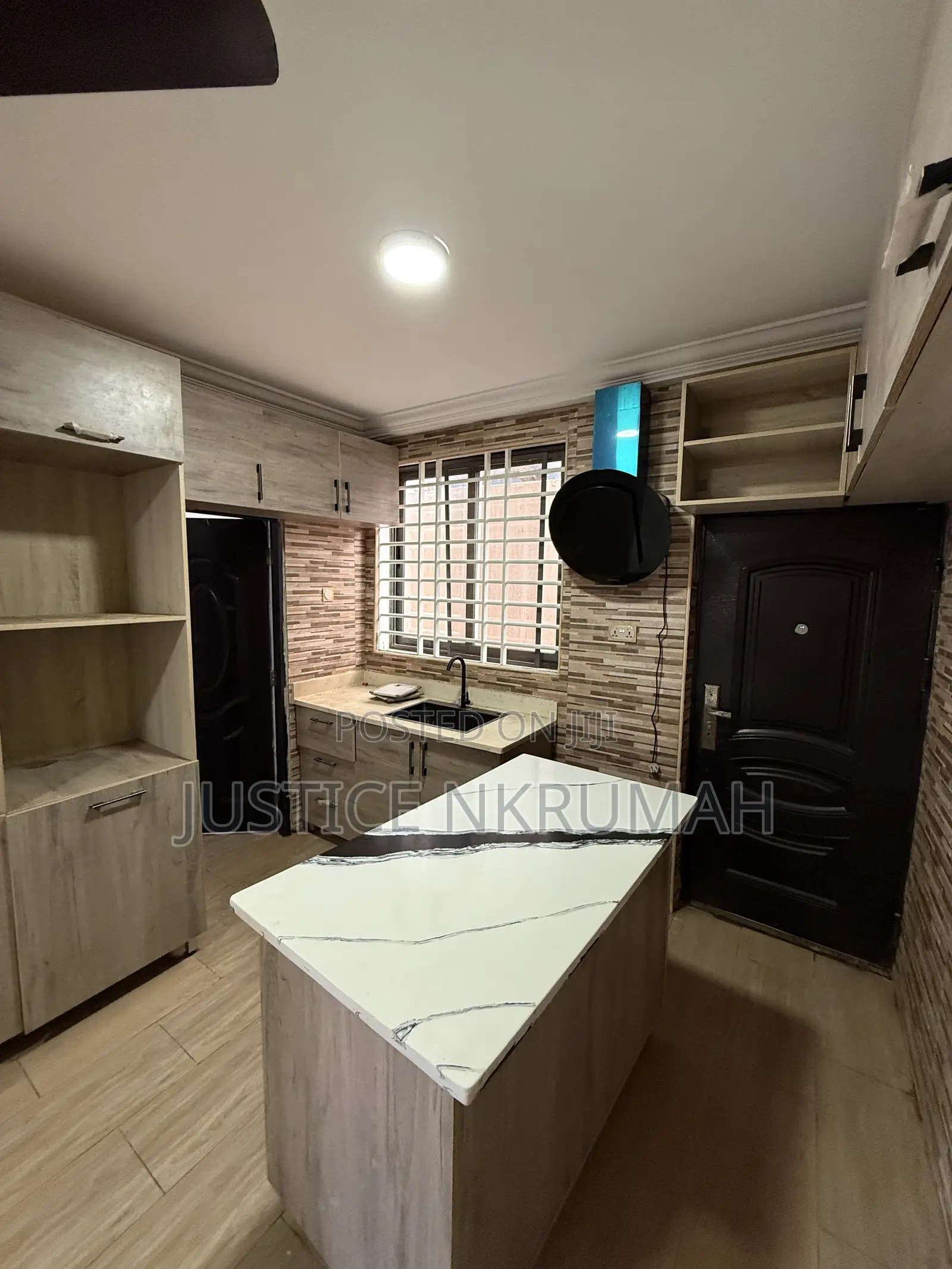 4bdrm Apartment in Mr Justice Estates, Old Barrier for rent