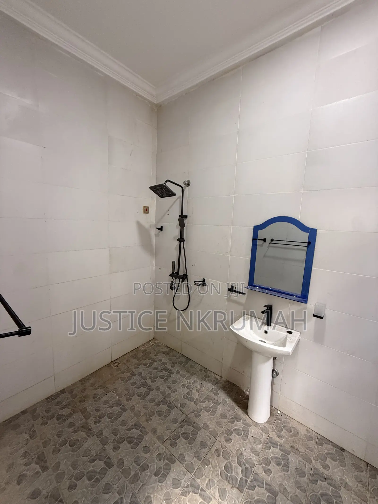 4bdrm Apartment in Mr Justice Estates, Old Barrier for rent