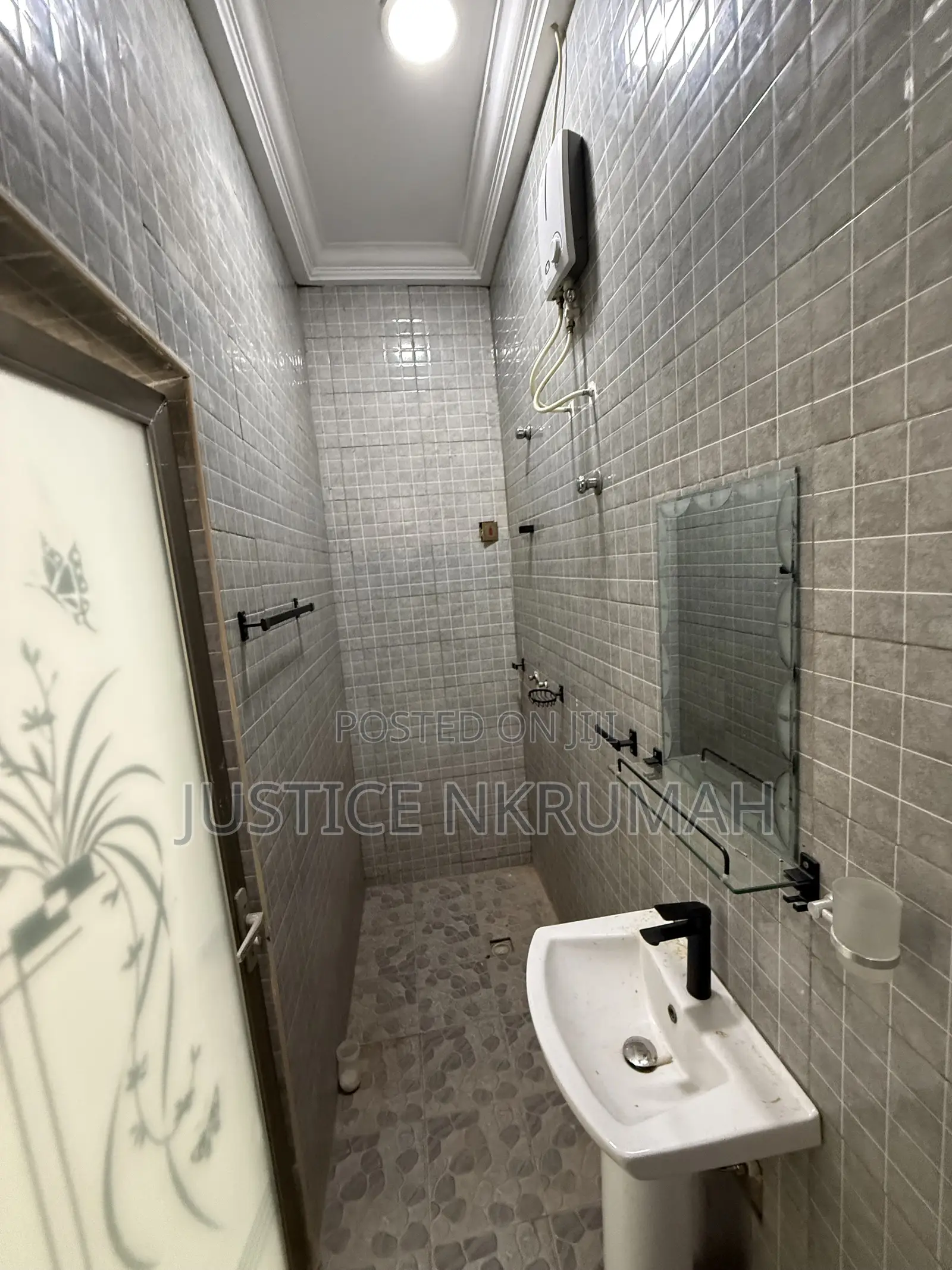4bdrm Apartment in Mr Justice Estates, Old Barrier for rent