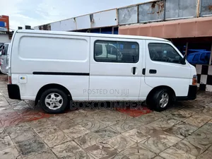Nissan Caravan (Urvan) 2009 White