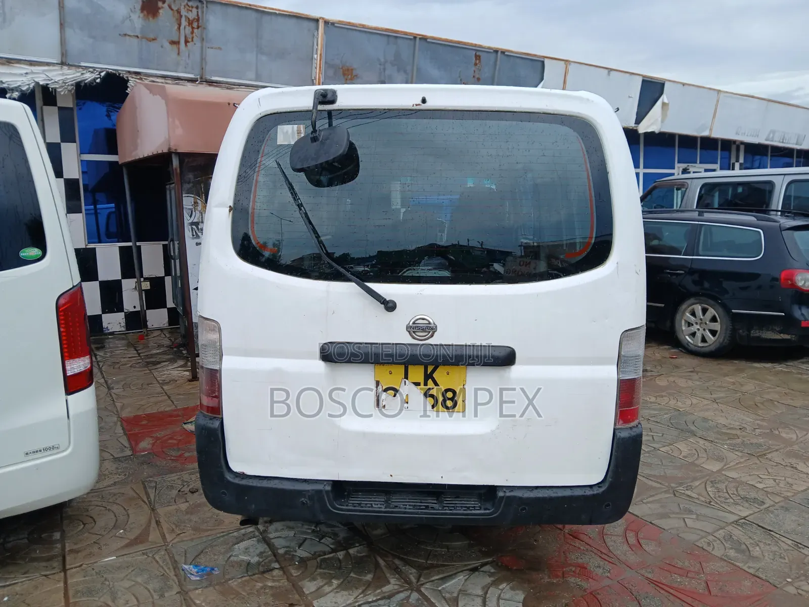 Nissan Caravan (Urvan) 2009 White