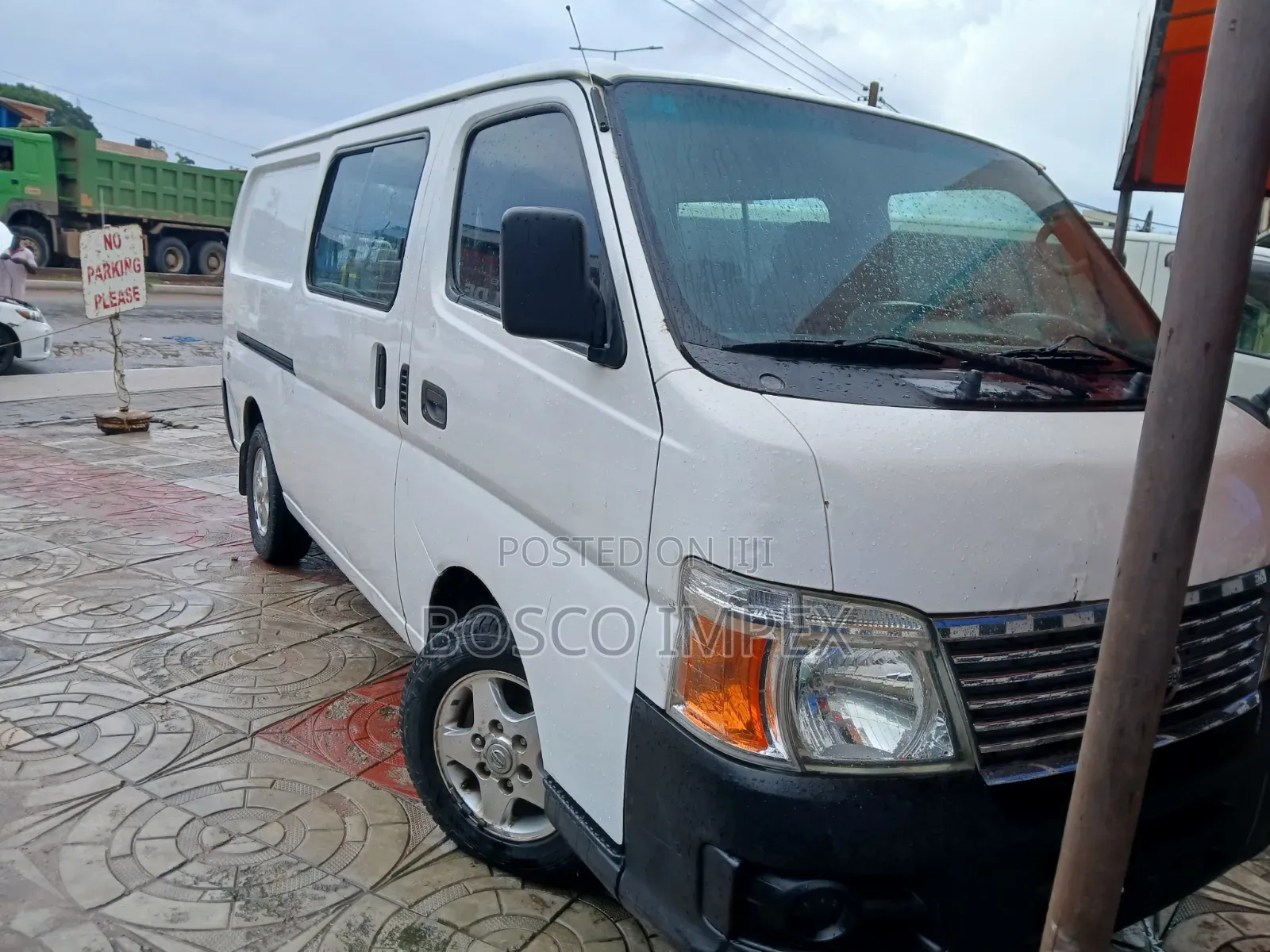Nissan Caravan (Urvan) 2009 White