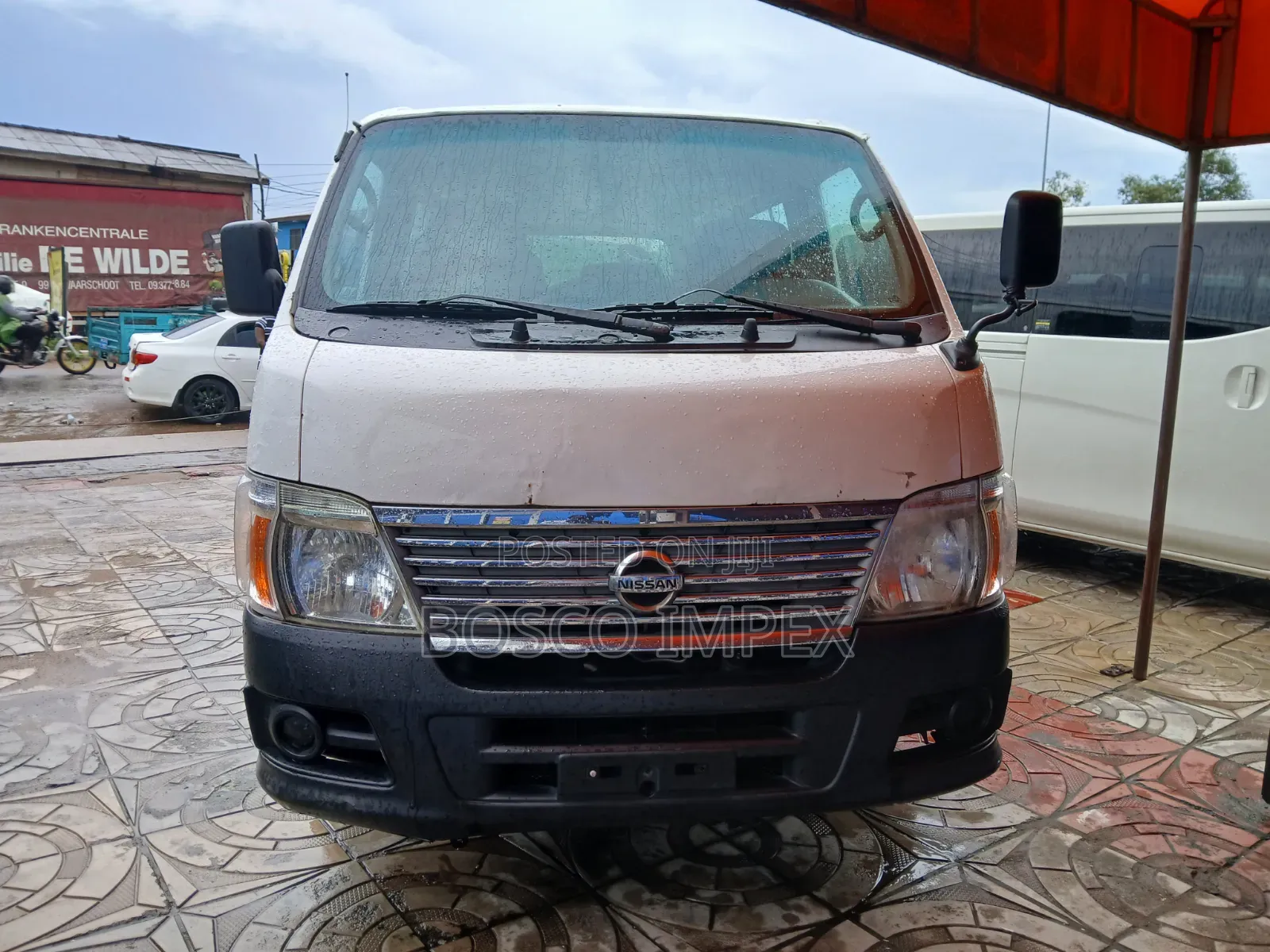 Nissan Caravan (Urvan) 2009 White