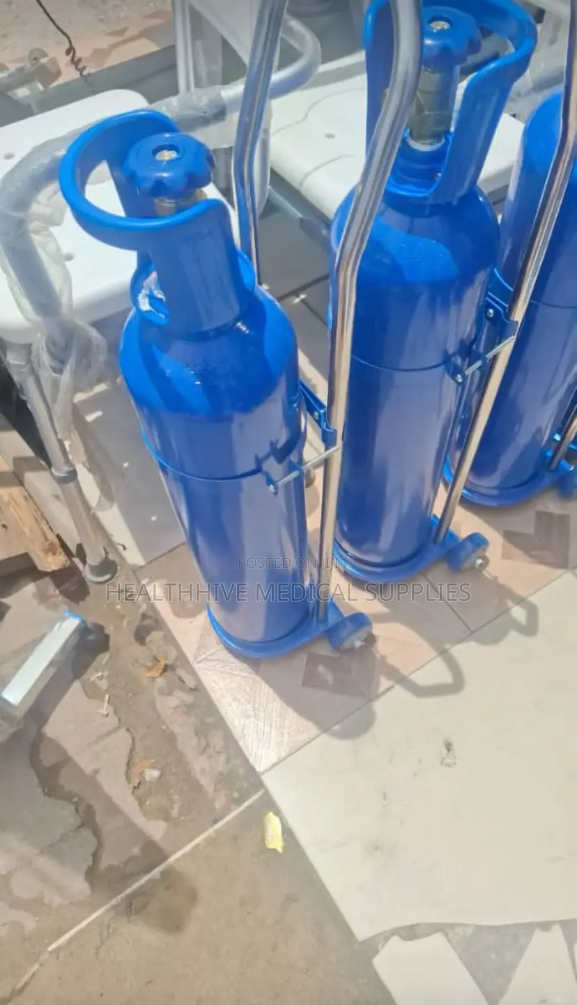15 Litres Oxygen Cylinder With Trolley and Oxygen Regulator