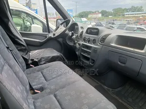 Mercedes-Benz Sprinter 2005 Green