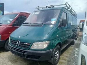 Mercedes-Benz Sprinter 2005 Green