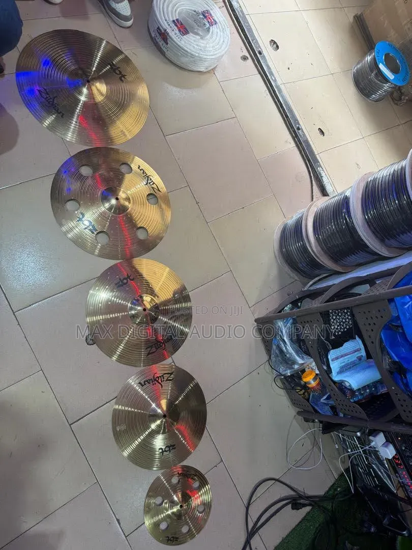 Cycmbal Set